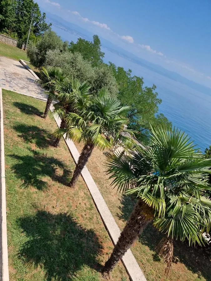 Villa Biser Mošćenička Draga Bed & Breakfast