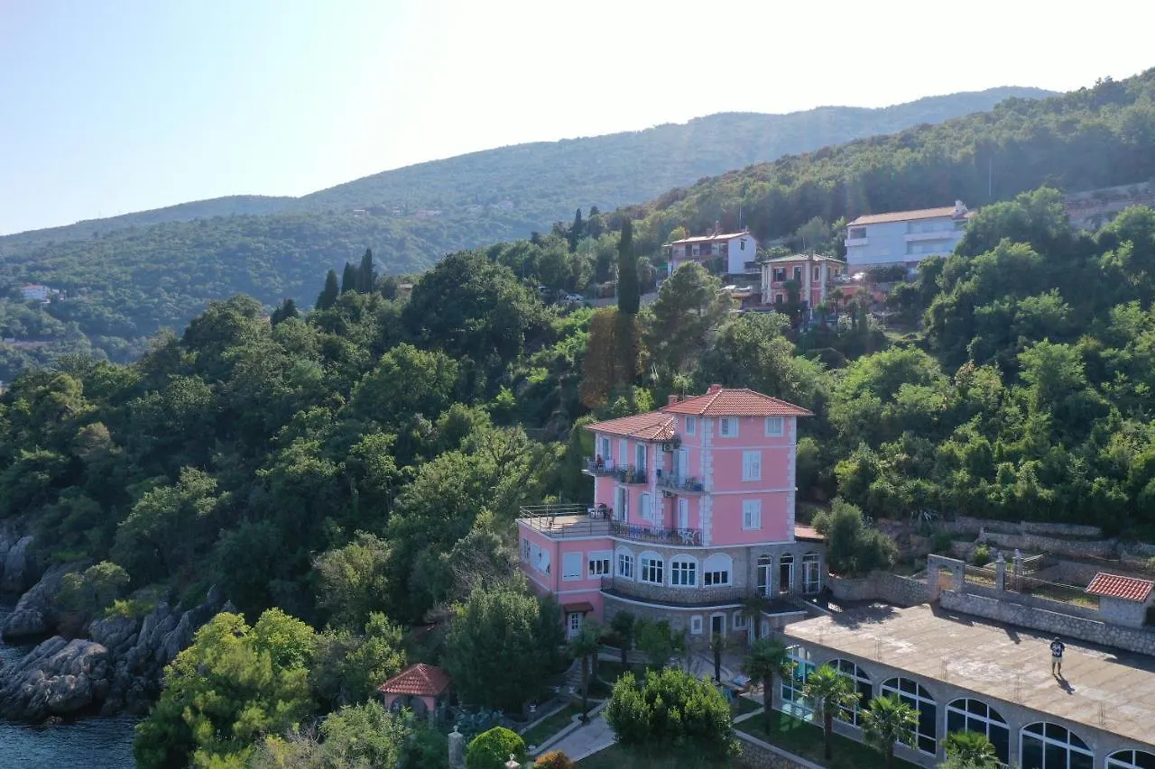 Villa Biser Mošćenička Draga Bed & Breakfast