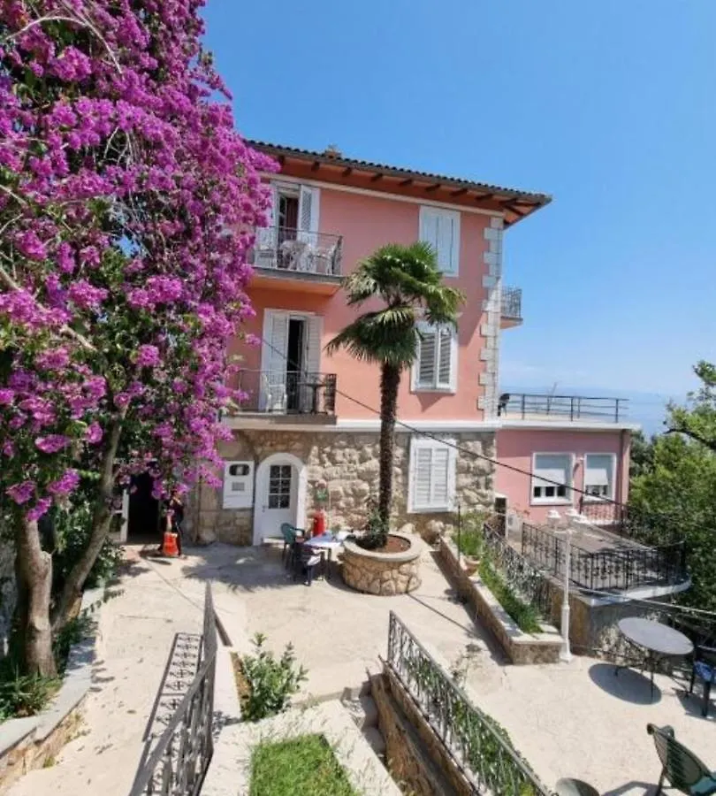 Villa Biser Mošćenička Draga Bed & Breakfast